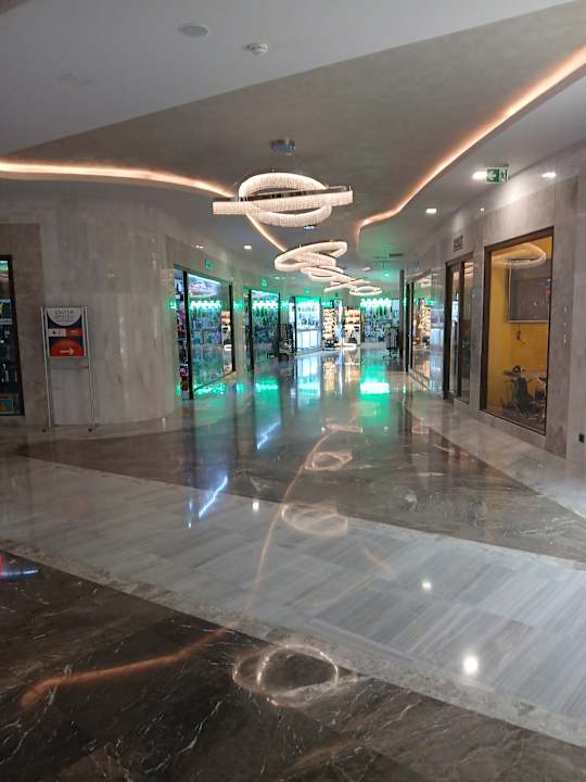 Sonstiges Royal Wings Hotel