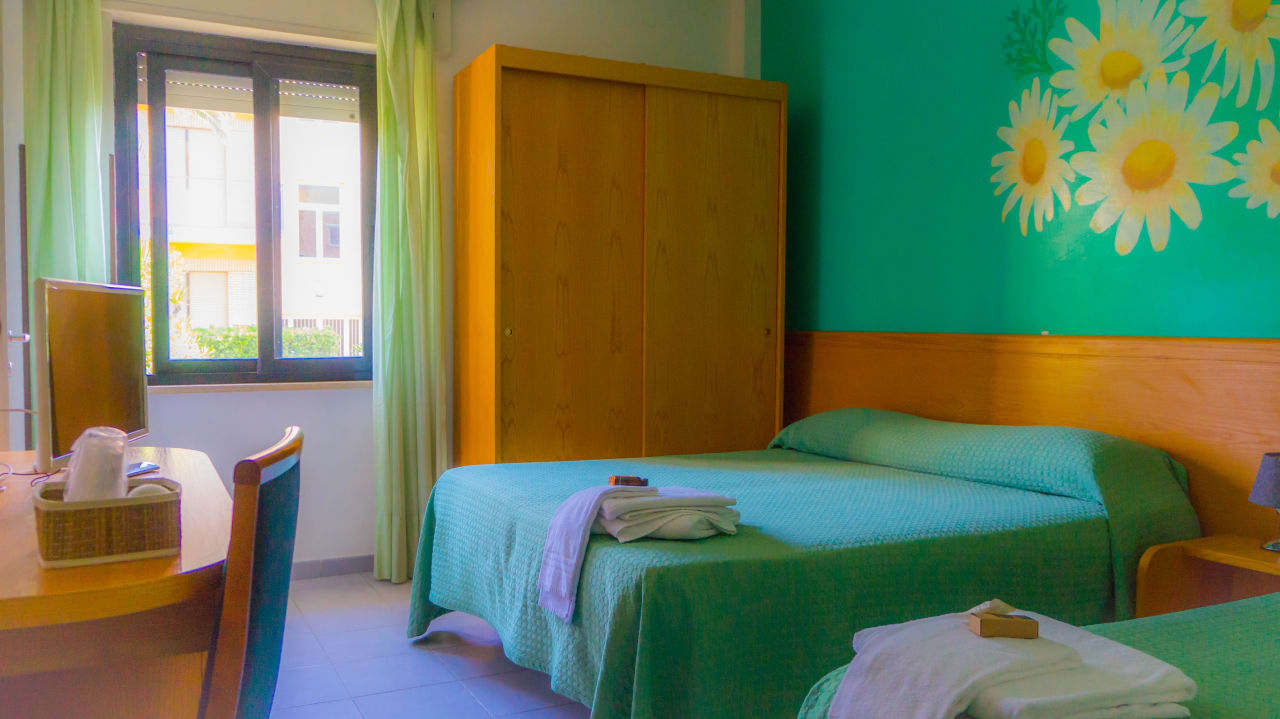 Zimmer Piccolo Hotel Terracina