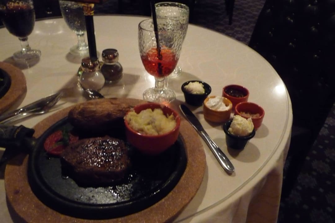 Lecker und schön angerichtet Best Western Plus Hotel Inn of Williams