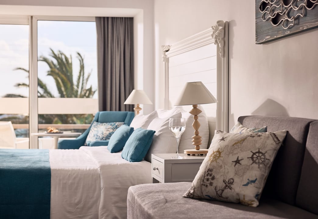 Zimmer Tylissos Beach Hotel