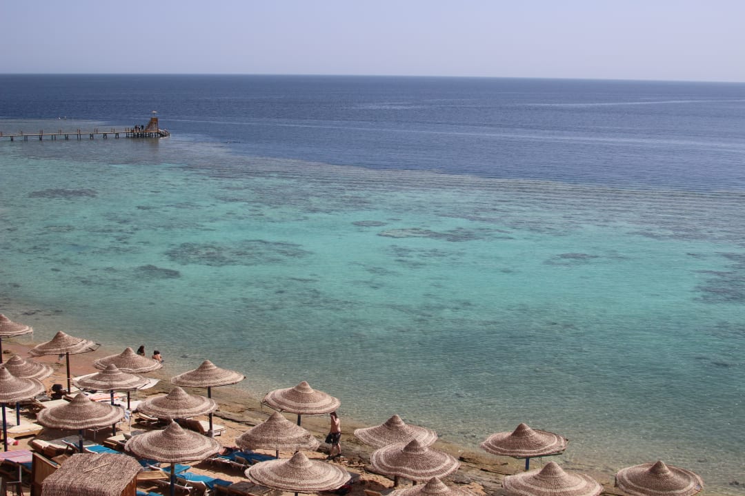 Strand Hotel Amar Sina