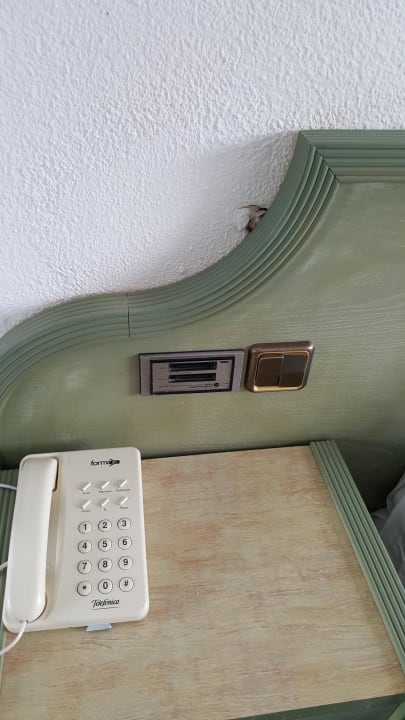 Bett & Nachttisch Hotel Vibra Beverly Playa