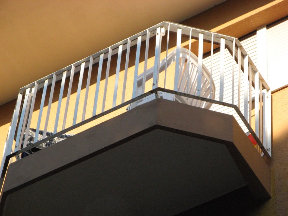 Balkon von unten Hotel Arizona