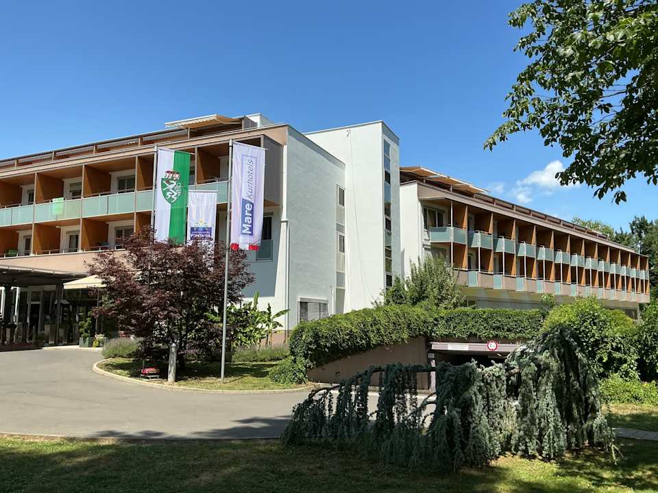 Außenansicht Thermalhotel Fontana
