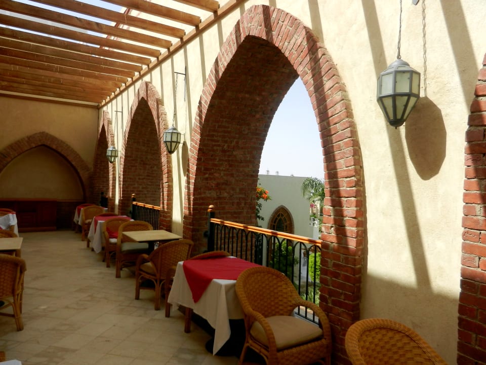 Außenbereich des Buffetretaurants The Grand Hotel Sharm El Sheikh