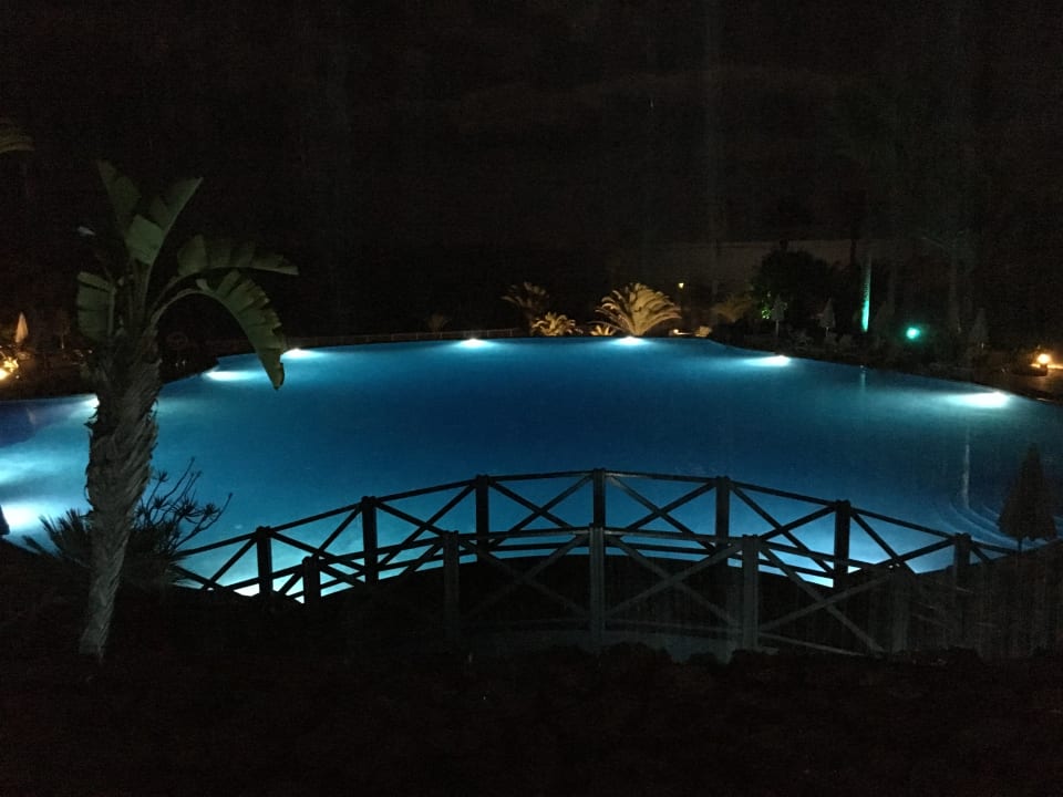 Pool R2 Rio Calma Hotel & Spa & Conference