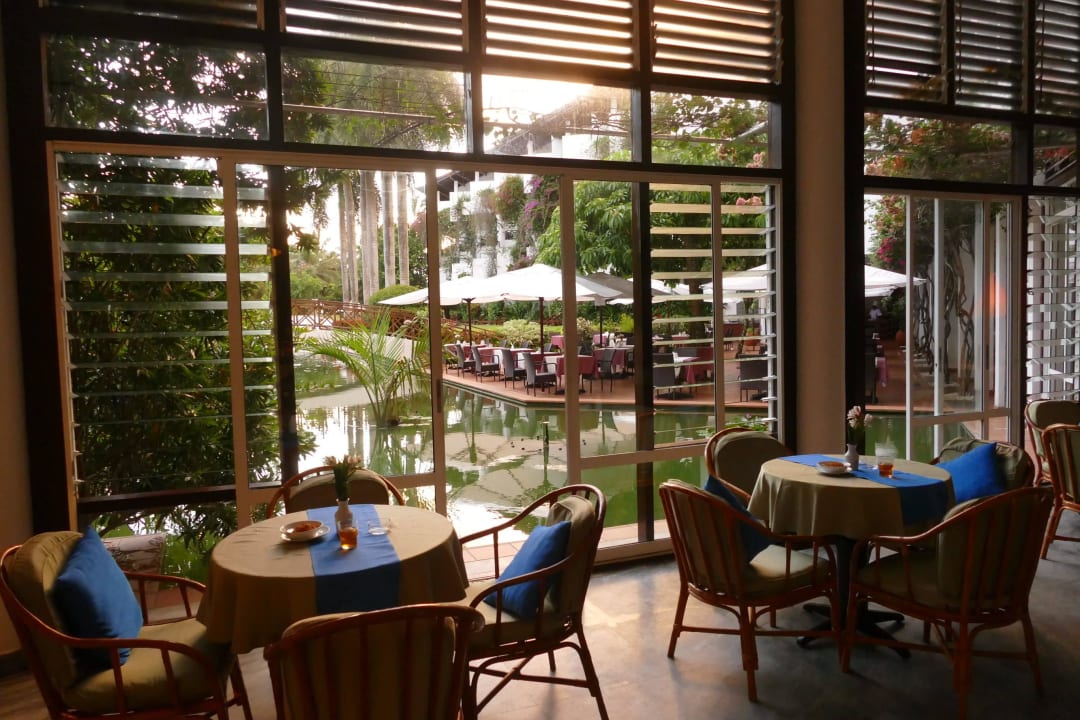 Hotelbar Hotel Lanka Princess Ayurveda