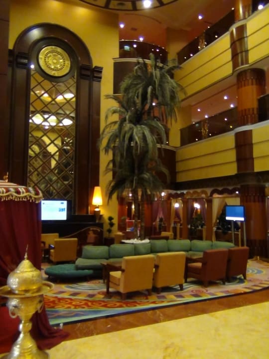 Lobby Al Raha Beach Resort & Spa