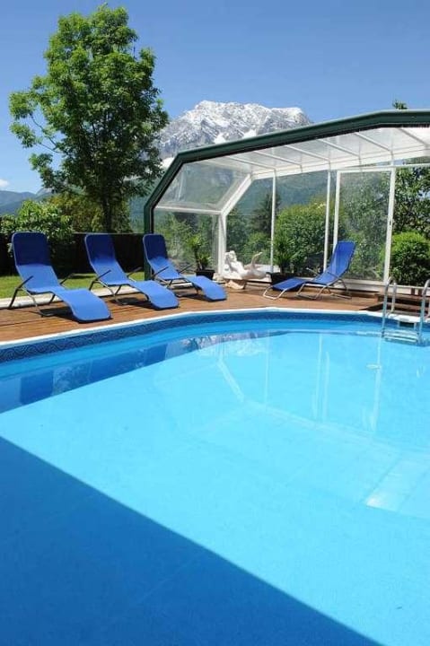 Pool-Hotel Landhaus Gabriel