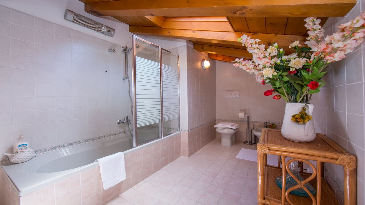 Zimmer Della Romantica