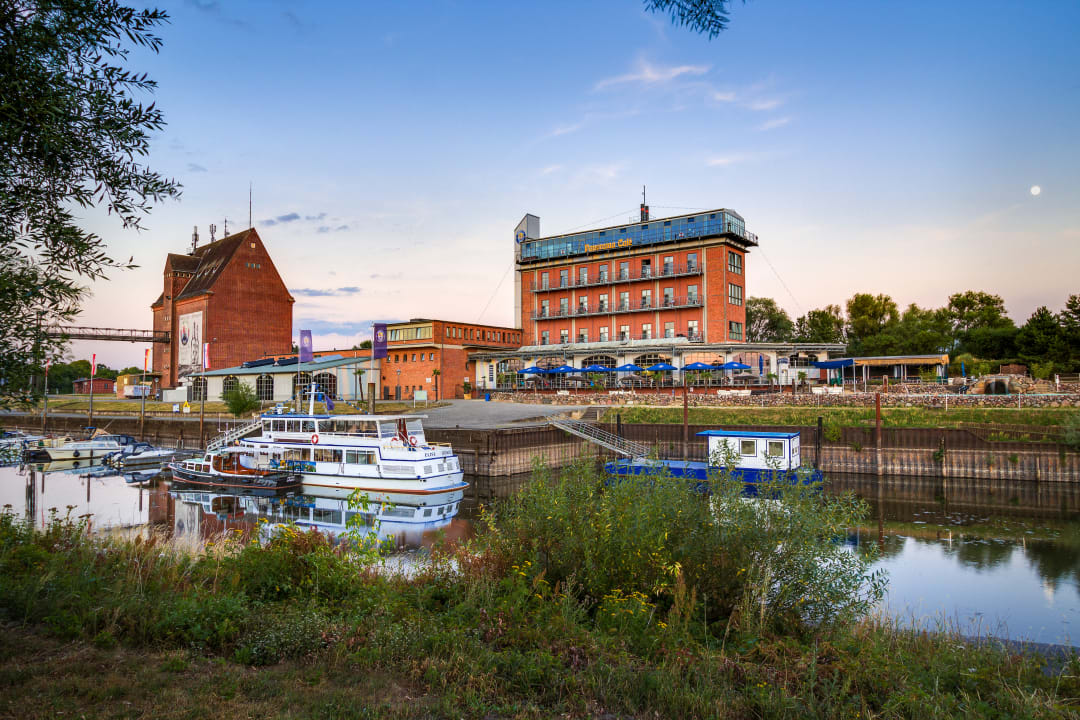 Außenansicht Hotel Dömitzer Hafen
