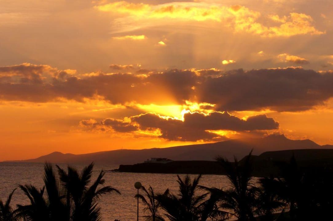 Sonnenuntergang R2 Bahía Playa Design Hotel & Spa - Adults Only
