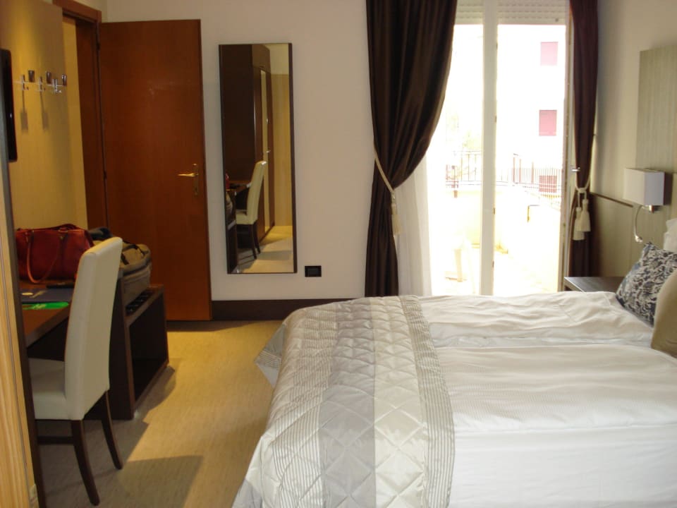 Executive-Zimmer Nr. 207 - zur Straßenseite Hotel International Beach