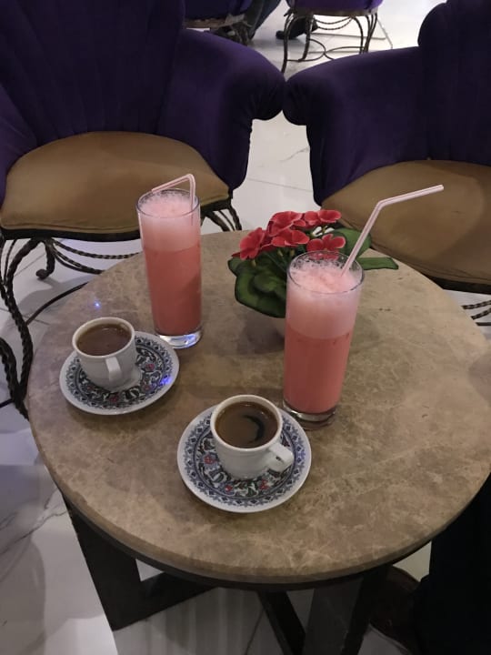 Lecker  Limak Lara Deluxe Hotel & Resort