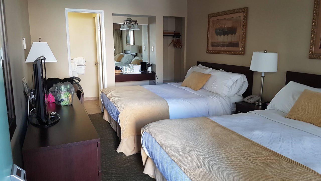 - Hotel Travelodge at the Presidio