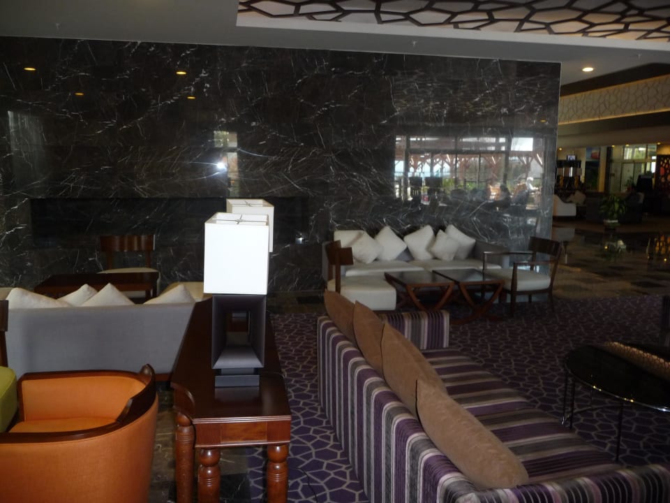 Teilbereich Lobby Ramada Plaza by Wyndham Antalya