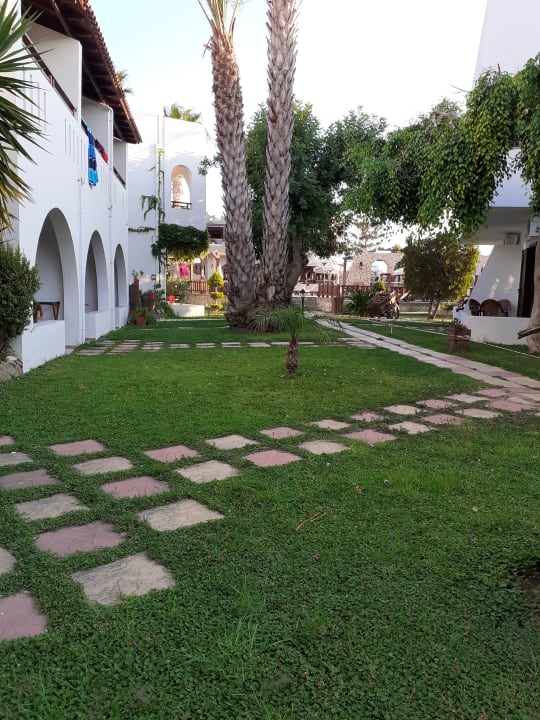 Gartenanlage Gaia Garden Hotel