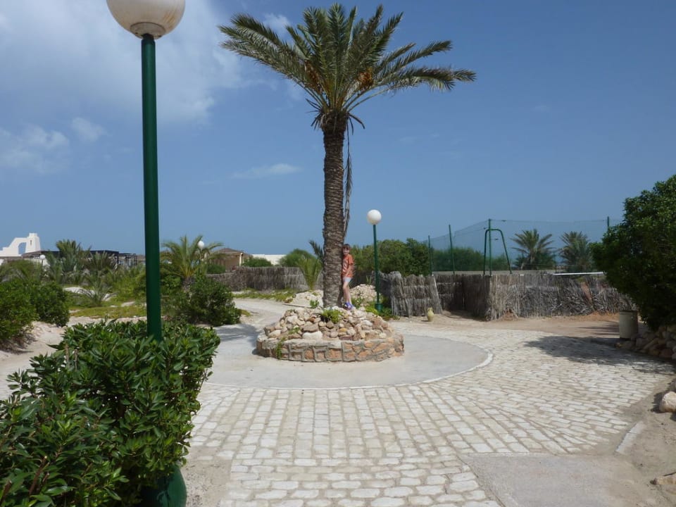 Weg zum Strand Iberostar Waves Mehari Djerba