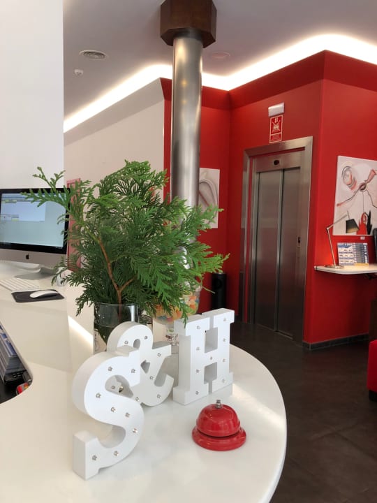 Lobby Hotel Del Pintor