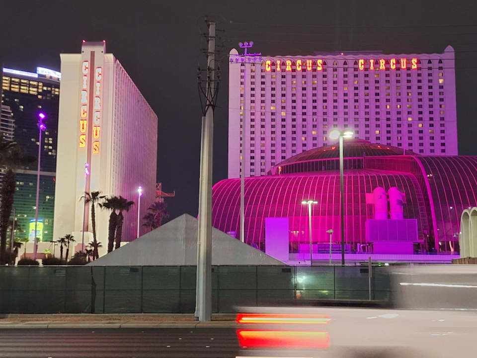 Außenansicht Hotel Circus Circus