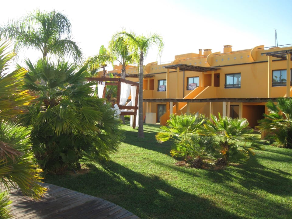 Weg zu den Mahlzeiten NH Marina Portimão Resort