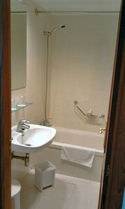 Badezimmer Apartamentos Hesperia Bristol Playa