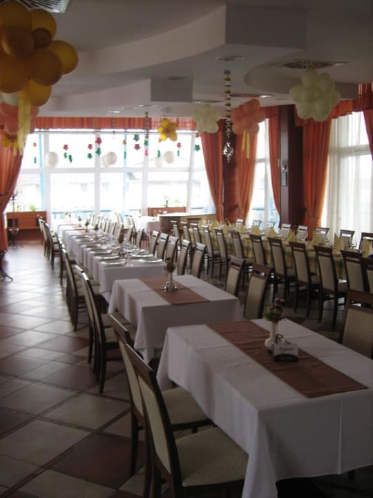 Restaurantbereich Amstel Hattyú  Hotel