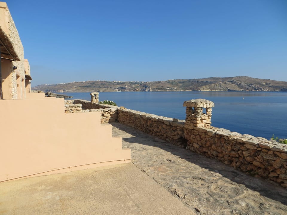 Der Ausblick aufs Meer vom Bungalow Comino Hotel & Bungalows