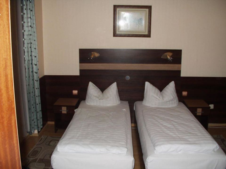 Zimmer 301 Hotel Elbe
