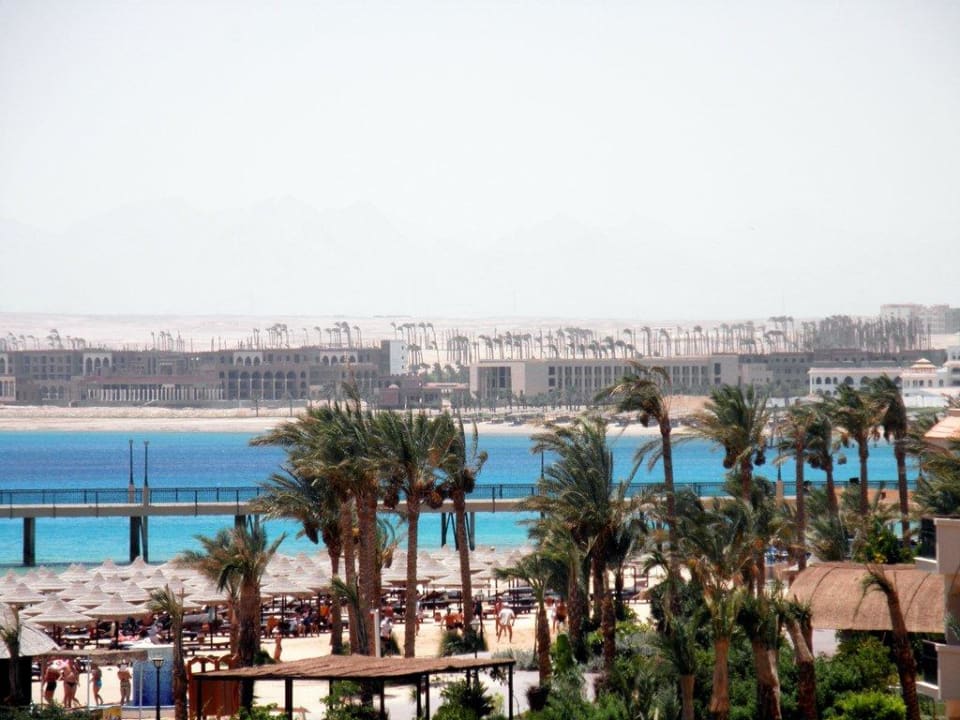 Отель Pyramisa Beach Resort Sahl Hasheesh