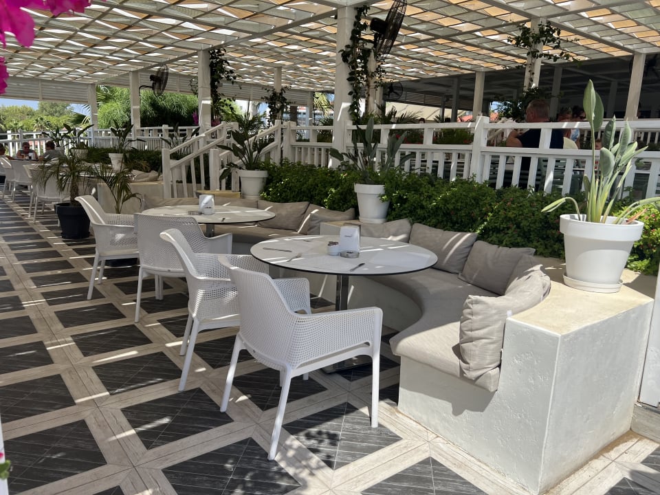 Gastro Can Garden Resort