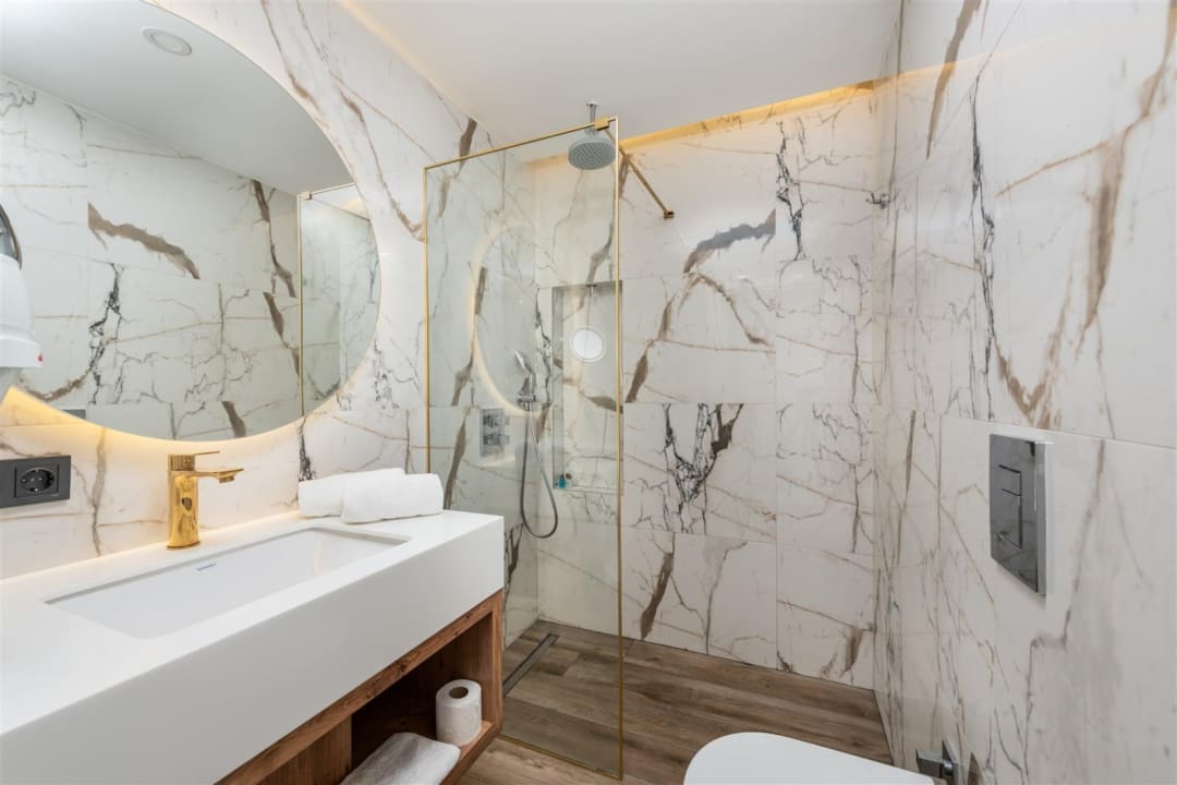 Zimmer Elite Luxury Suite & Spa