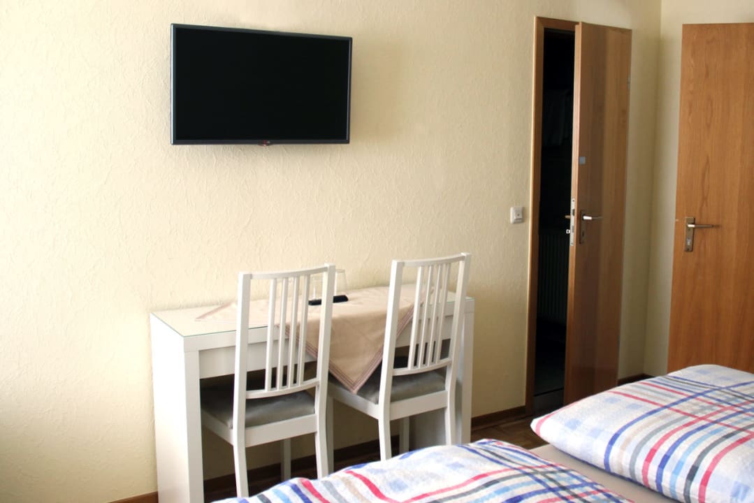 Zimmer Pension zur Weser