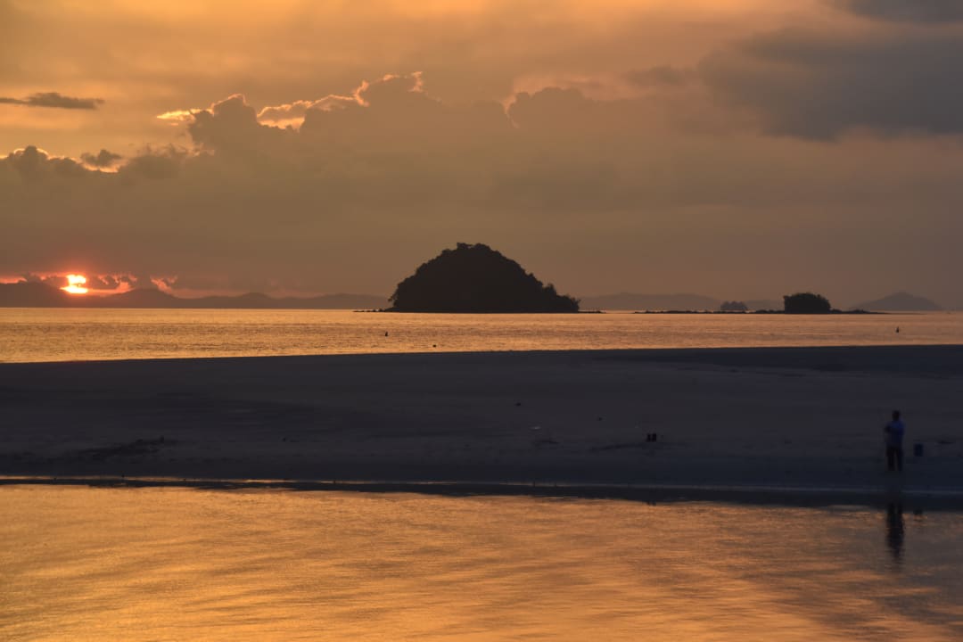 Strand Anantara Si Kao Resort & Spa