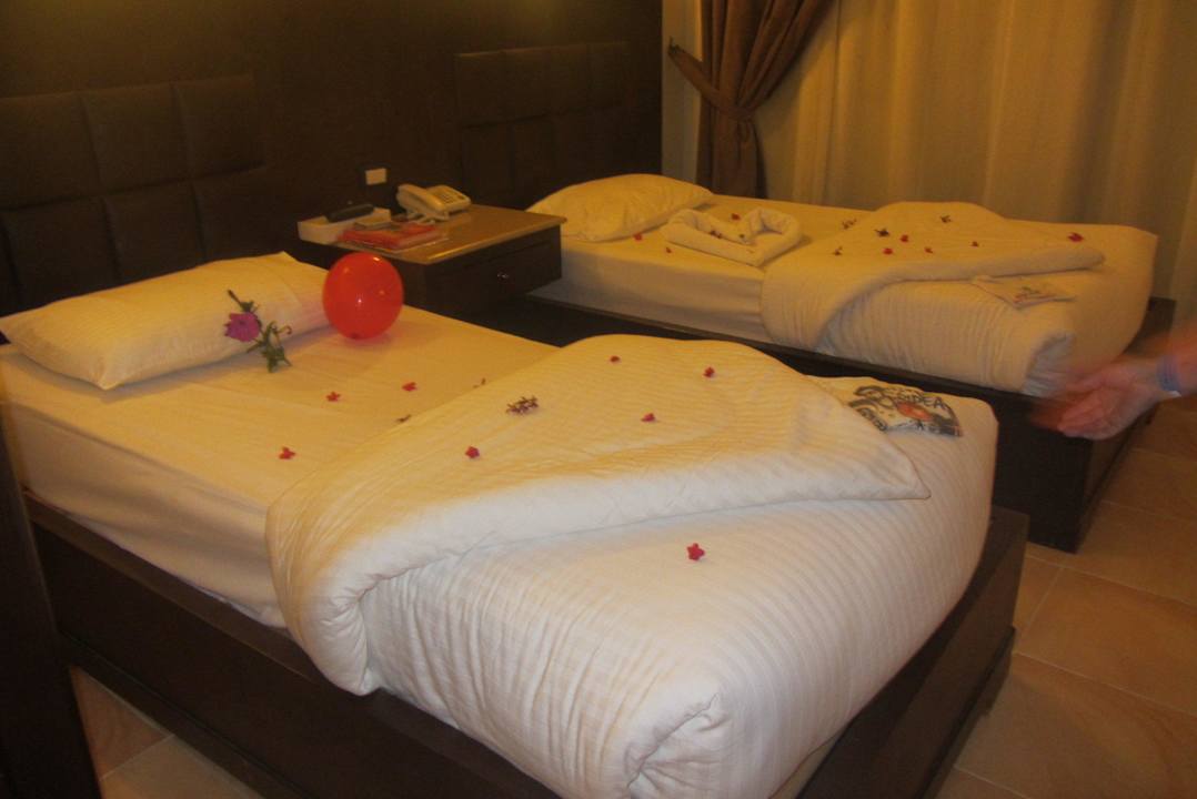 Hotel Fantasia 1001 Nacht - Alf Leila wa Leila Pickalbatros Alf Leila Wa Leila Resort - Neverland Hurghada