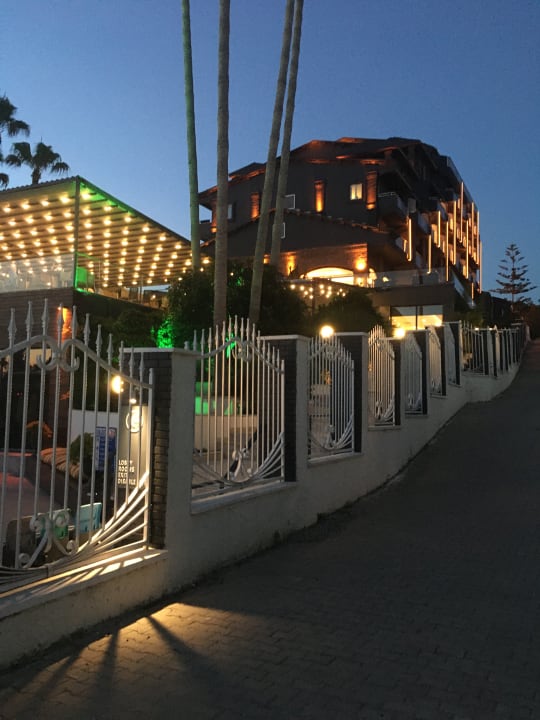 Außenansicht Hotel Thalia Unique