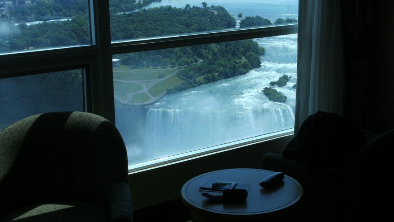 Ausblick der Suite Embassy Suites Hotel Niagara Falls / Fallsview