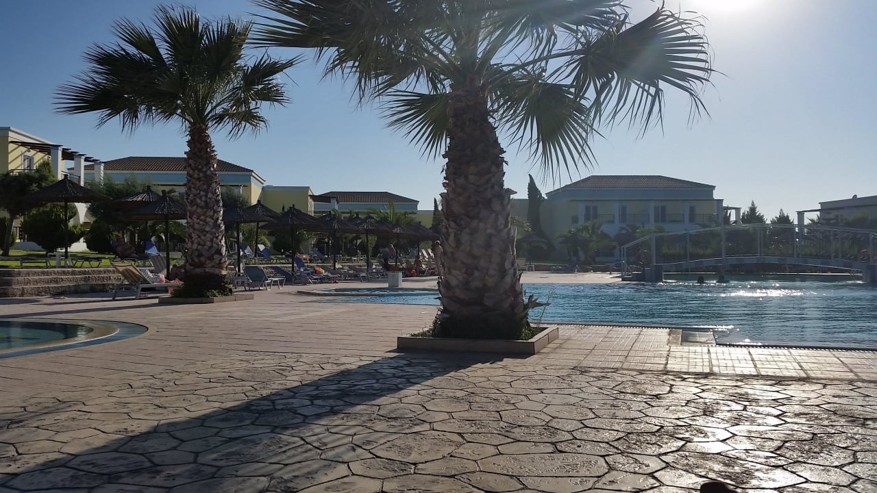 Pool vom Corali Village Corali Hotel