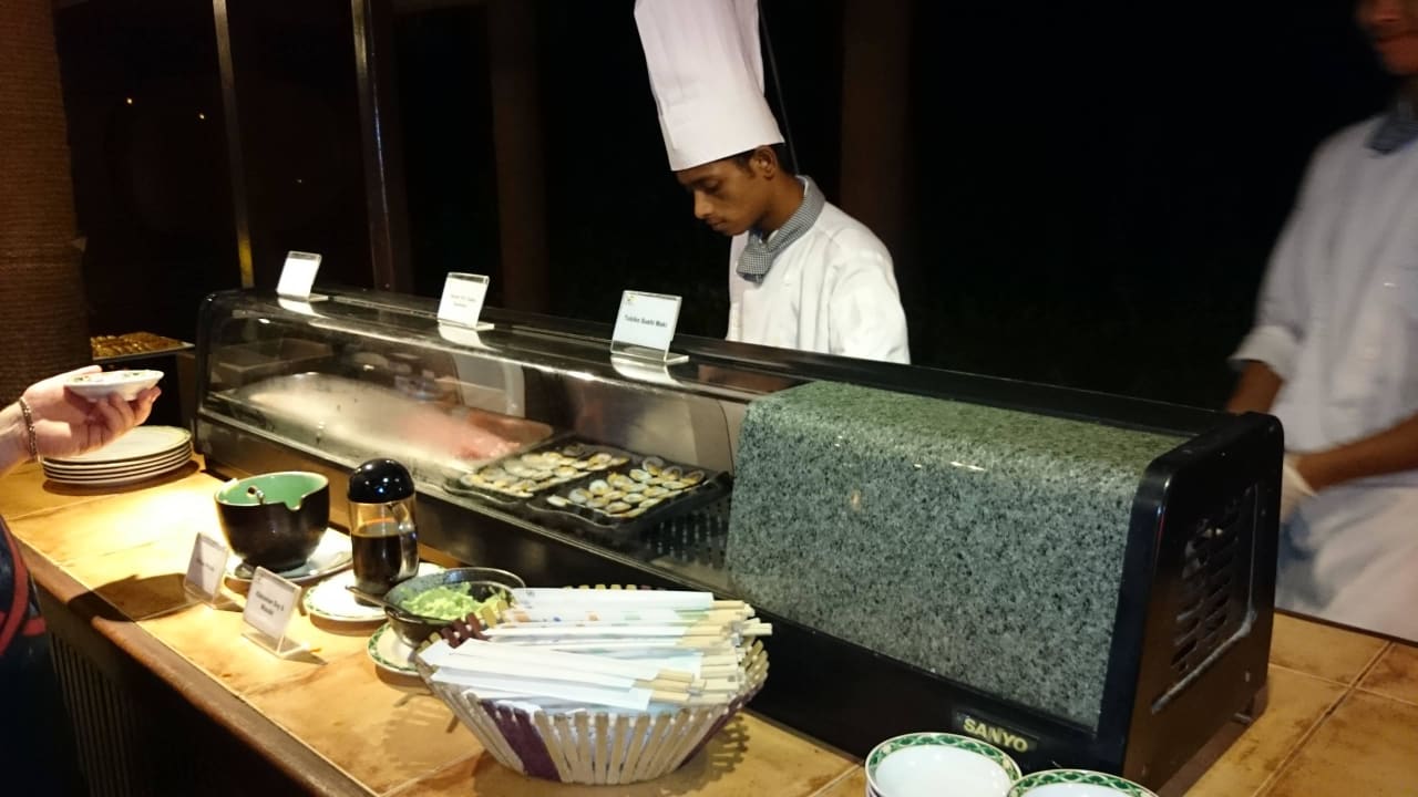 Büffet - Sushi Fisch Stand Filitheyo Island Resort