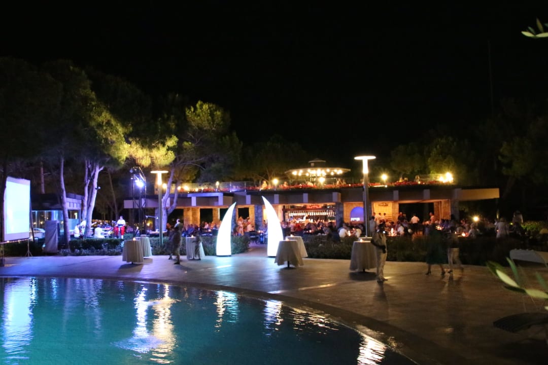 Beleuchtet bei Nacht Xanadu Resort Hotel