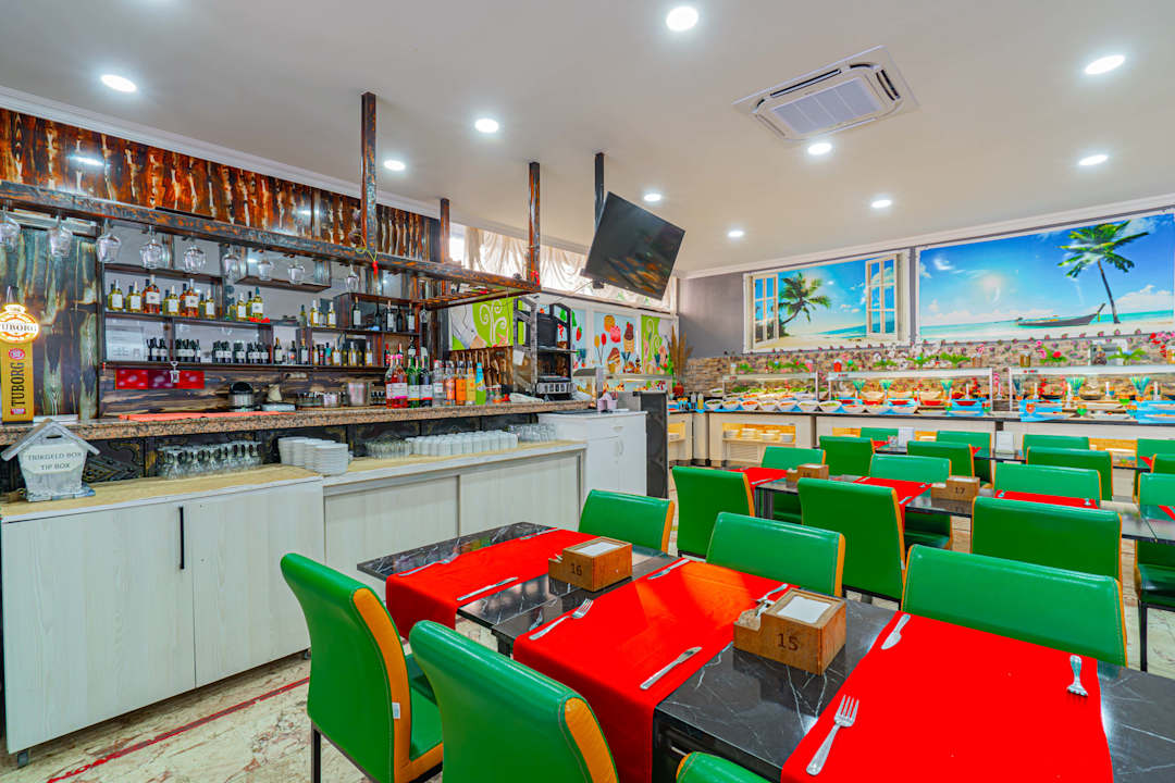 Gastro Sayanora Hotel