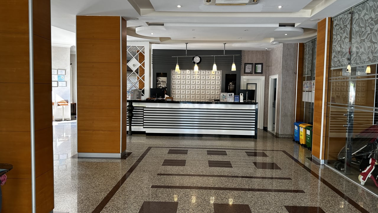 Lobby Riviera Hotel & Spa