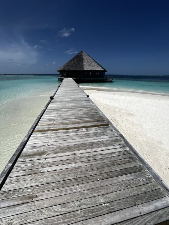 Strand Vilamendhoo Island Resort & Spa