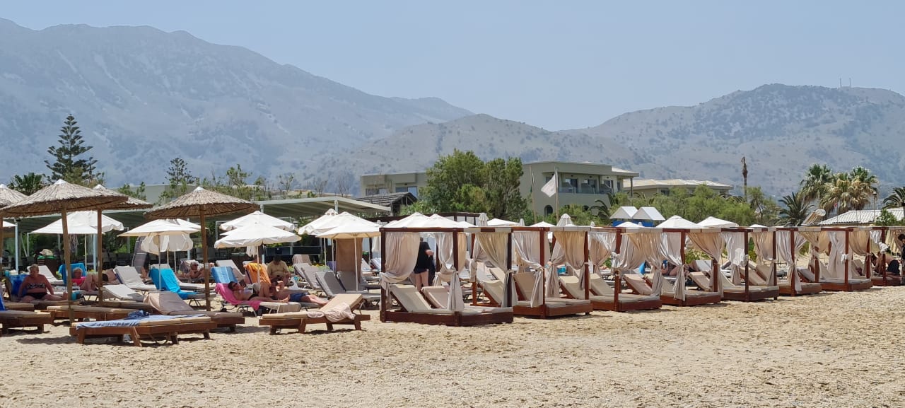 Strand HARPIN Happy Days Beach Hotel