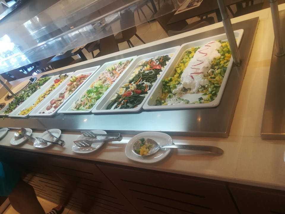 Gastro Crystal Springs Beach Hotel