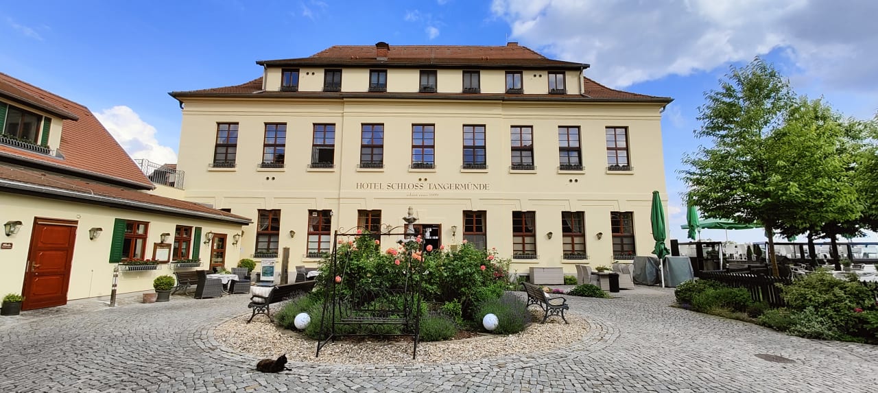 Außenansicht Ringhotel Schloss Tangermünde