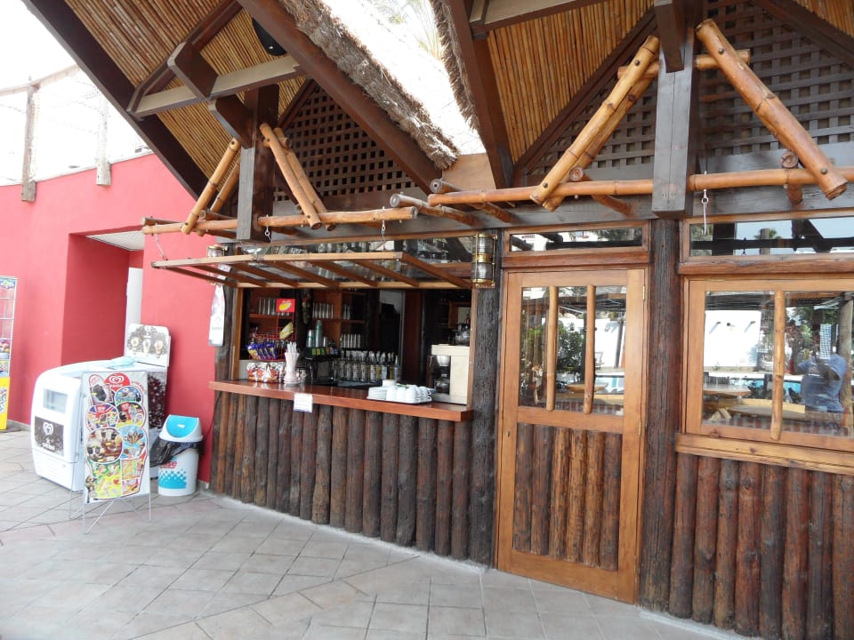 Poolbar HL Miraflor Suites Hotel