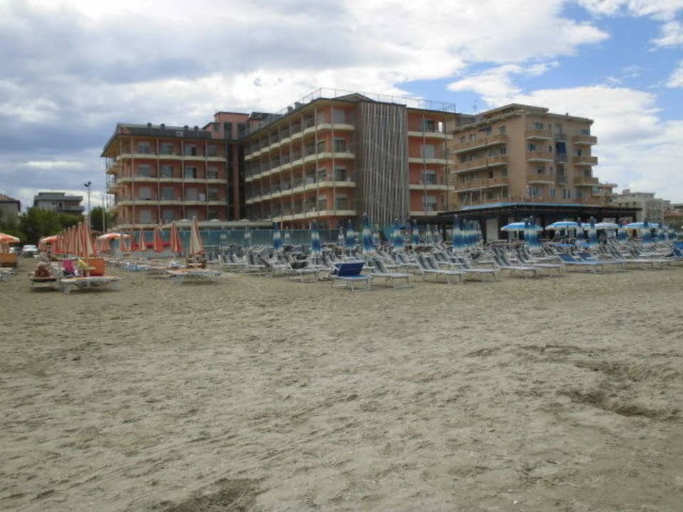 Vom Strand Hotel Adria Beach Club
