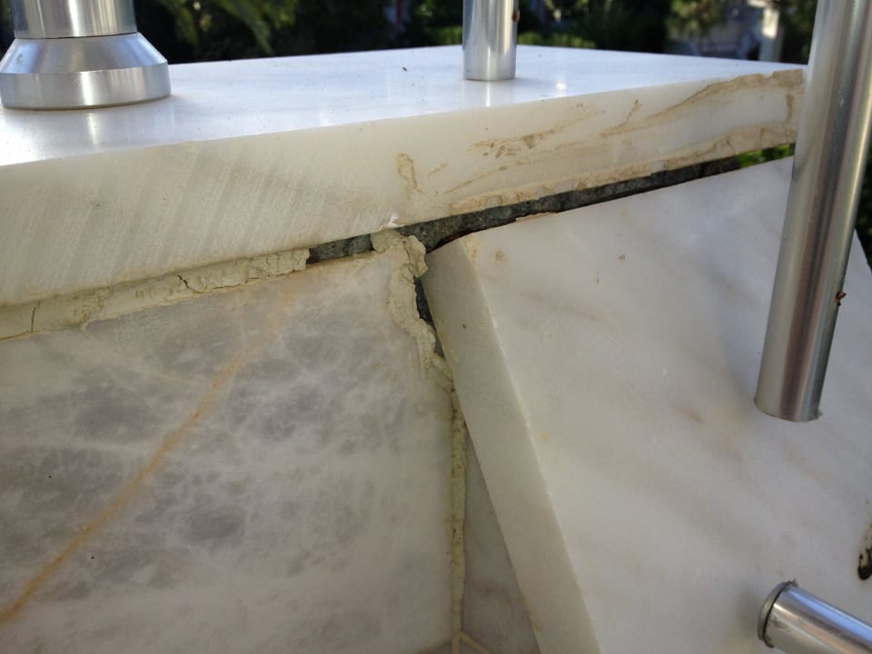 Renovierter Balkon Hotel Sirma