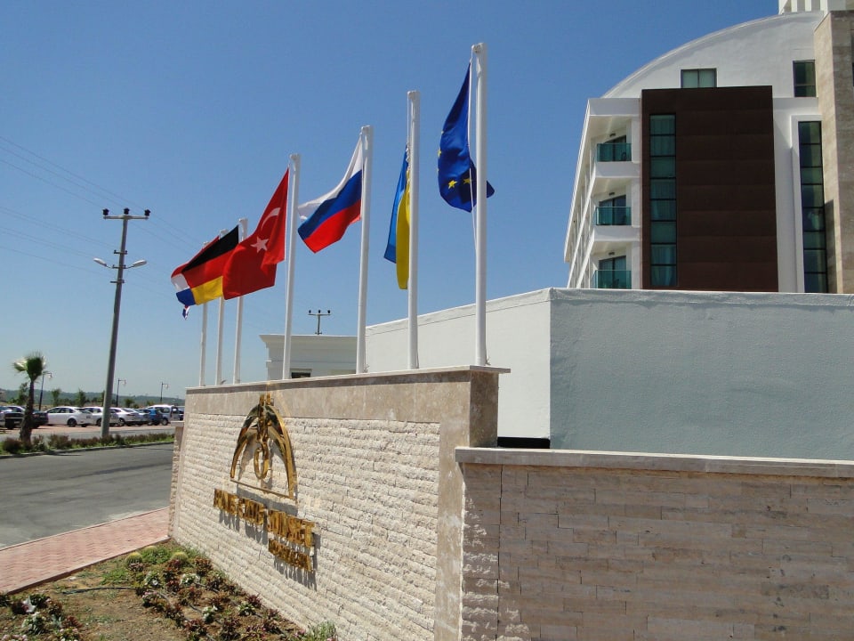 Einfahrt Linda Sunny Beach Hotel & Spa